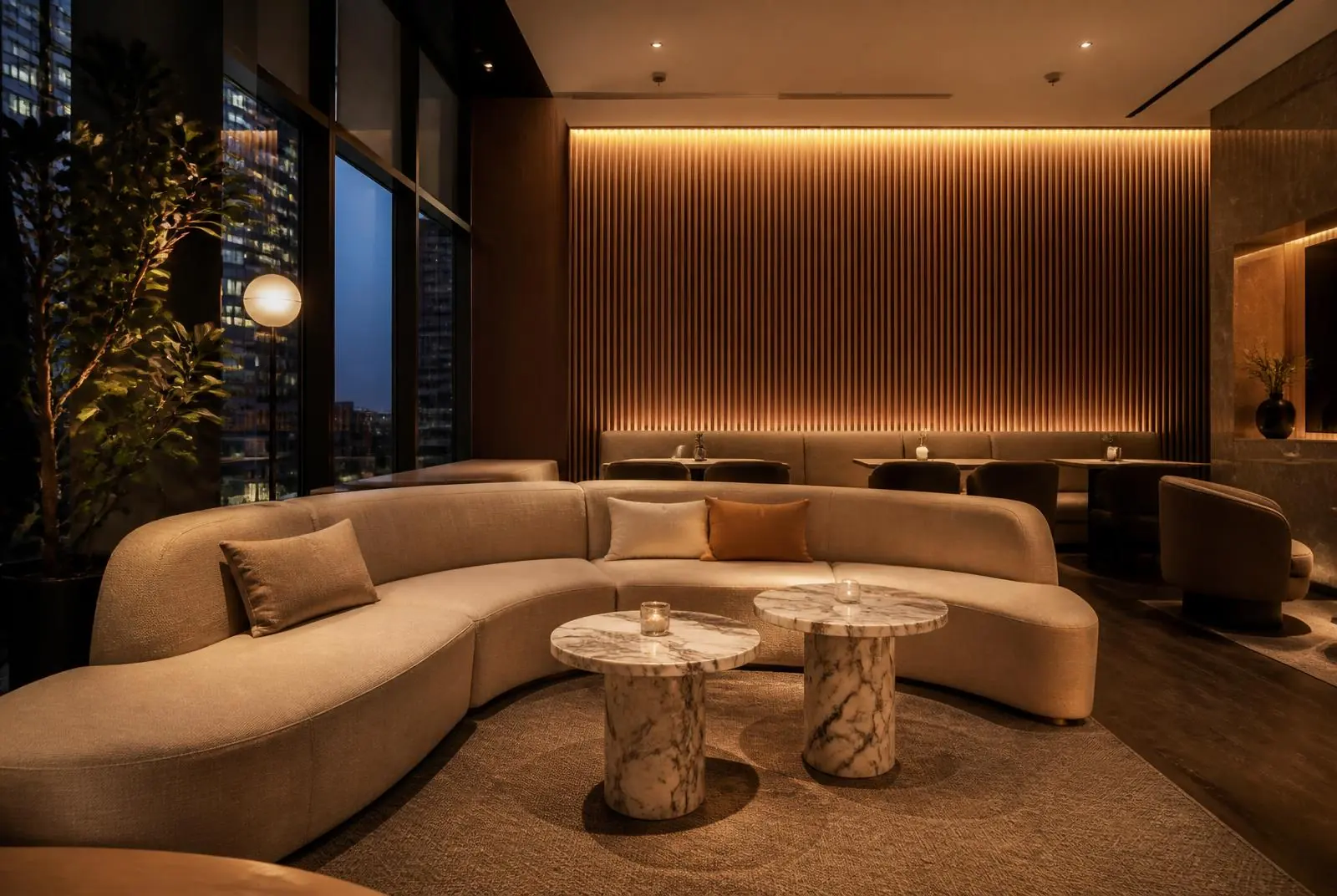 Lounge comercial com sofá curvo sob medida desenvolvido para projeto de arquitetura
